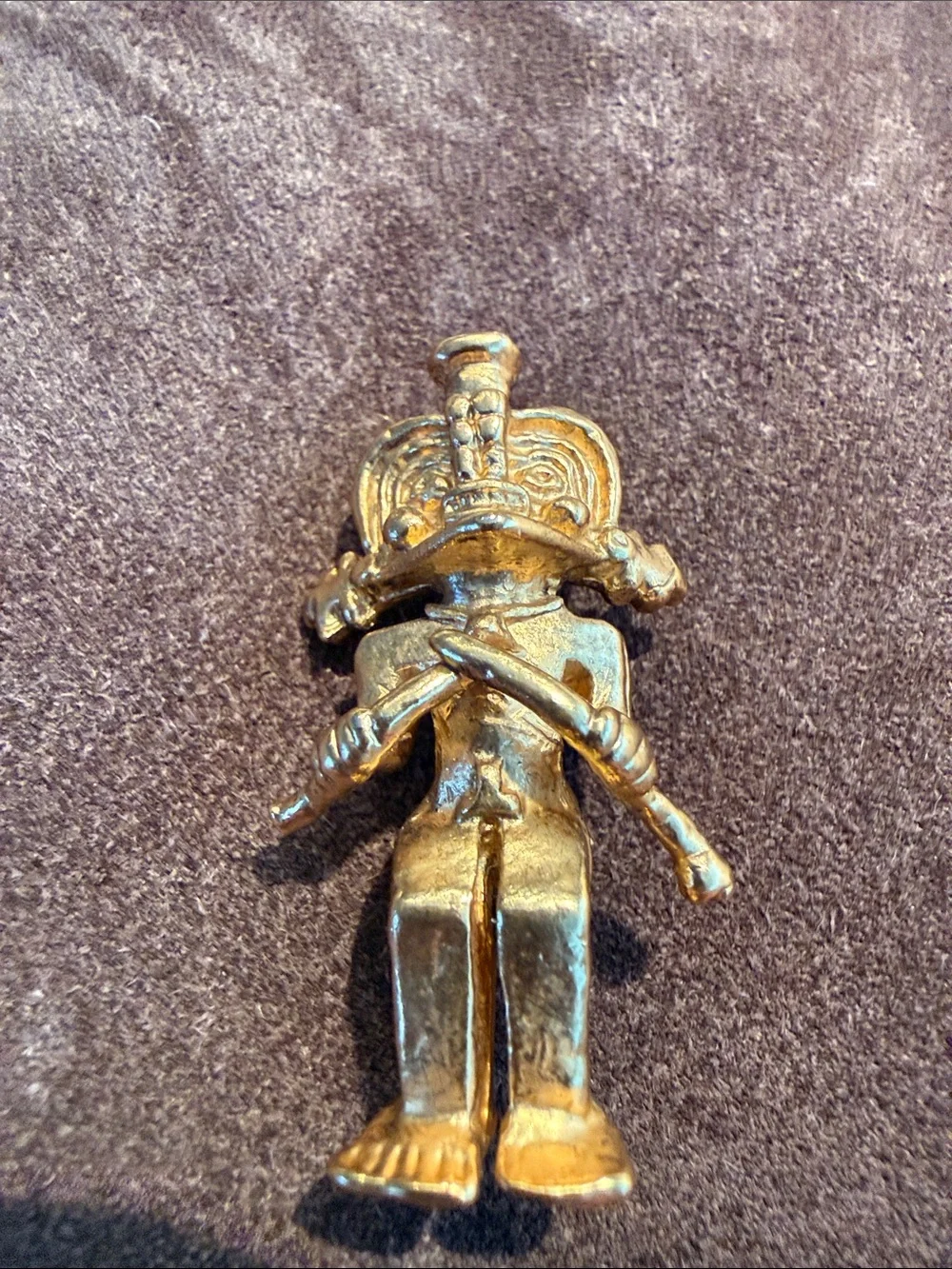 Gold-Tone Brooches - Classic Women Jewelry